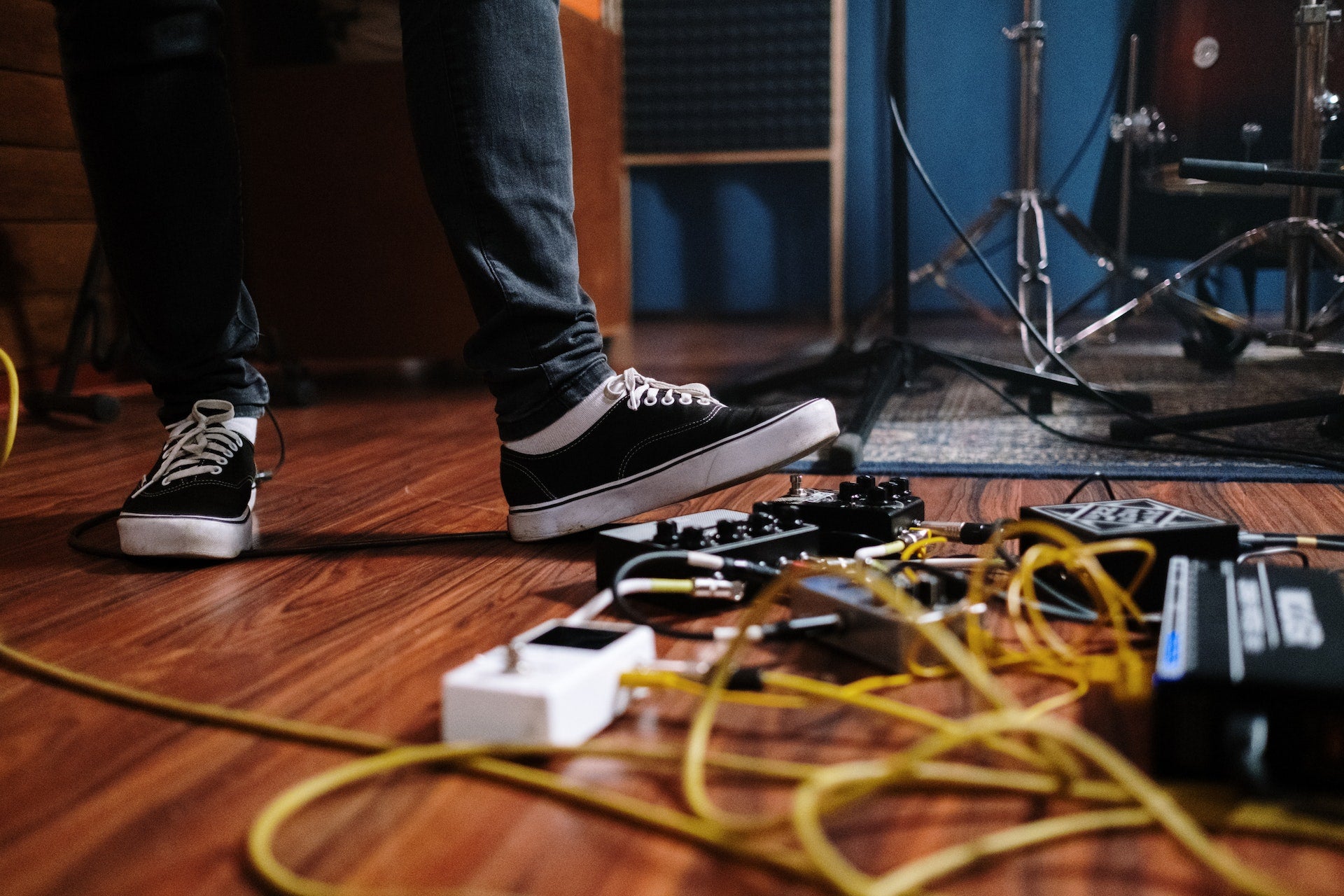 Guitarist's Guide: How Audio Cables Impact Tone & Performance